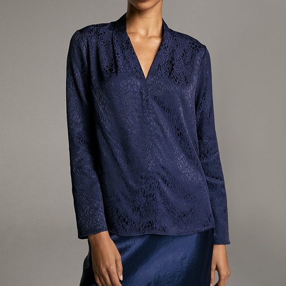 ARITZIA POWER BLOUSE IN RICH COGNAC - Picture 8 of 8